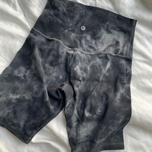 Lululemon biker shorts